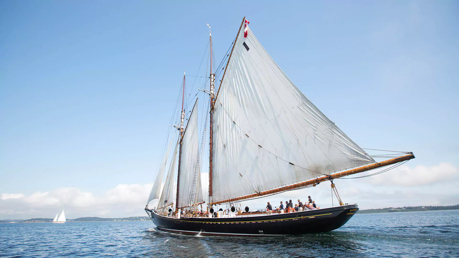 Bluenose 11 with full sails